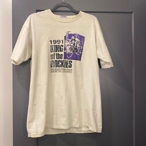 Vintage Heavyweight Rockies T